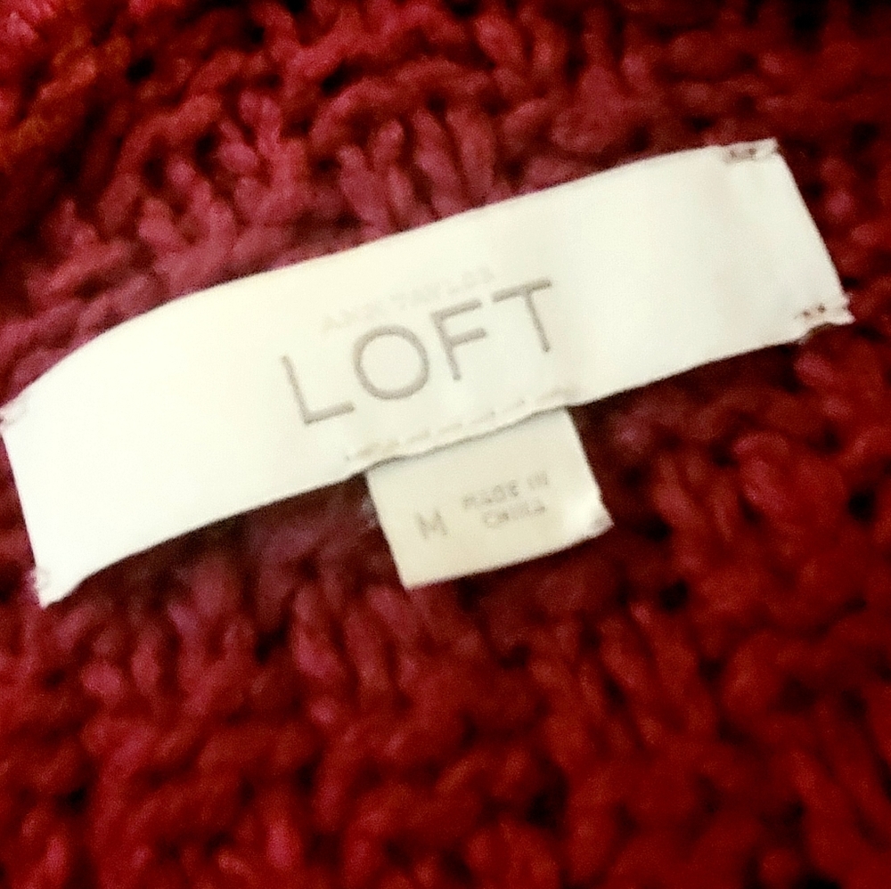 Red chunky cable knit slouchy sweater size medium - Picture 11 of 12
